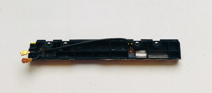 Apple A1278 13" 2009 2010 - 631-0680-A Wireless Antenna