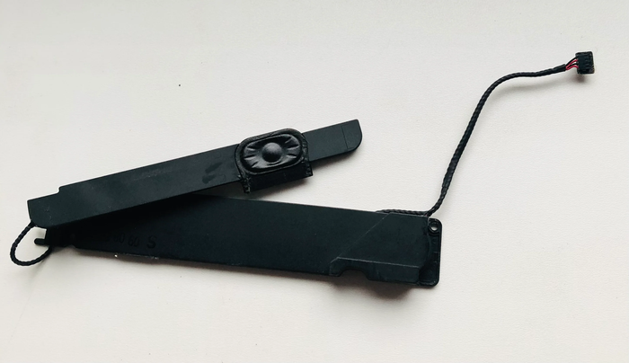 Apple A1278 13" 2009 2010 - Right & Subwoofer Speaker Units