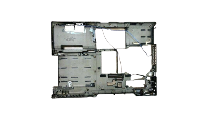 Fujitsu Siemens Lifebook E8420 bottom base cover