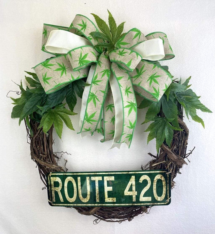 PerpetualRibbons Floral "Fun Christmas Ribbon" 2.5 inch Wired Natural Canvas "Urban Leaf" Ribbon - 10 Yards