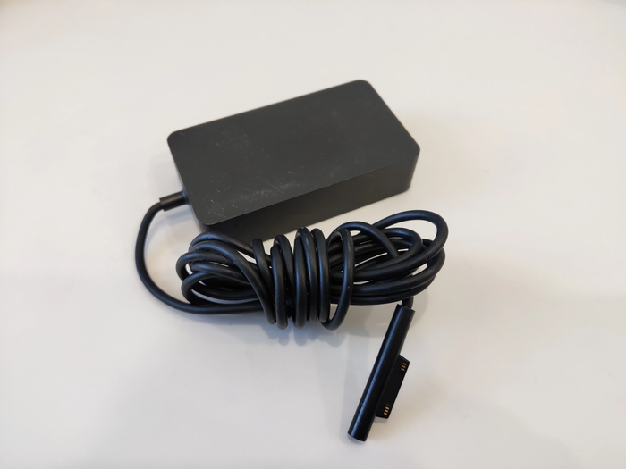 Microsoft AC Adaptor 1625 12v-2.58a 5v-1a